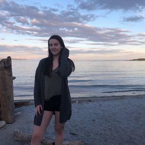 Meet your Posher, Jillian